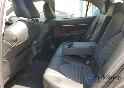 2022 Toyota Camry Se z USA, uszkodzony, nr VIN 4T1G11AK0NU697943